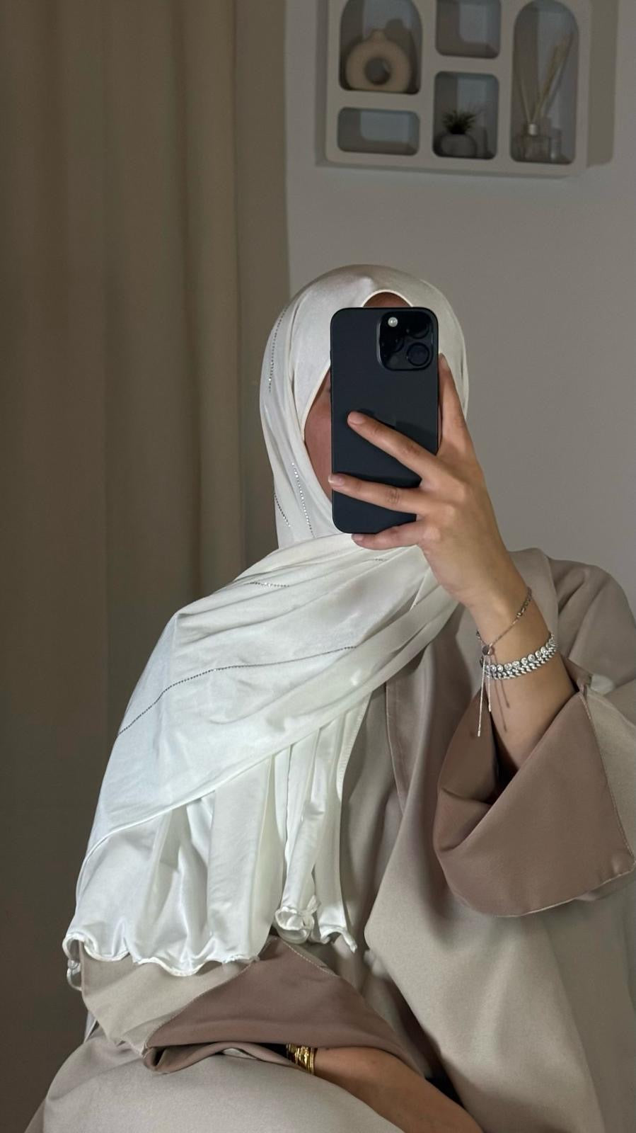 Hijab en jersey premium à strass